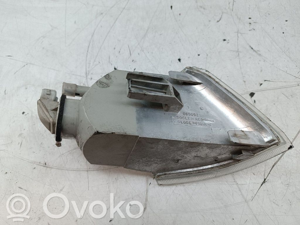Headlight/headlamp   085092