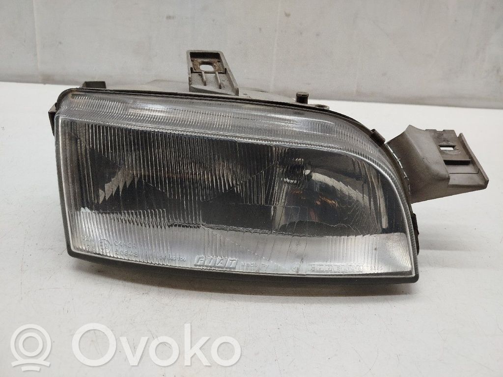Fiat Punto (176) Far 