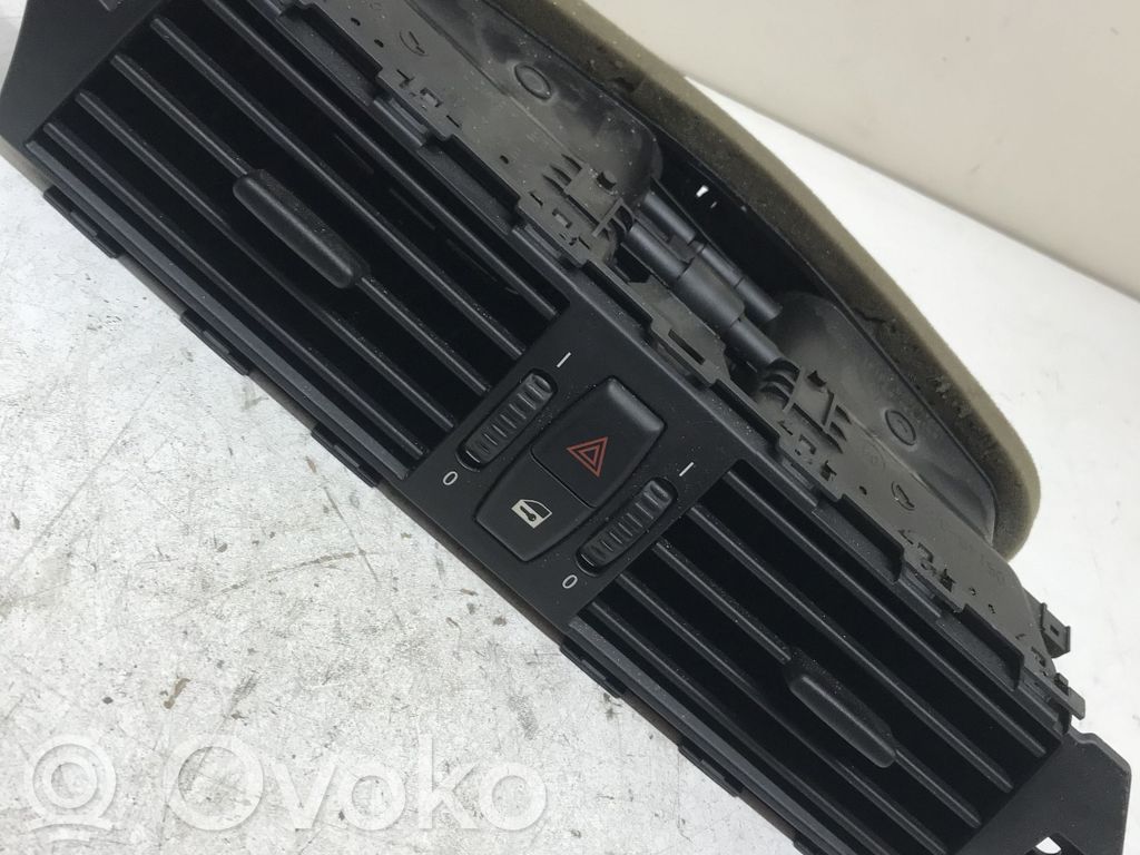 BMW 5 E60 E61 Grille d'aération centrale 