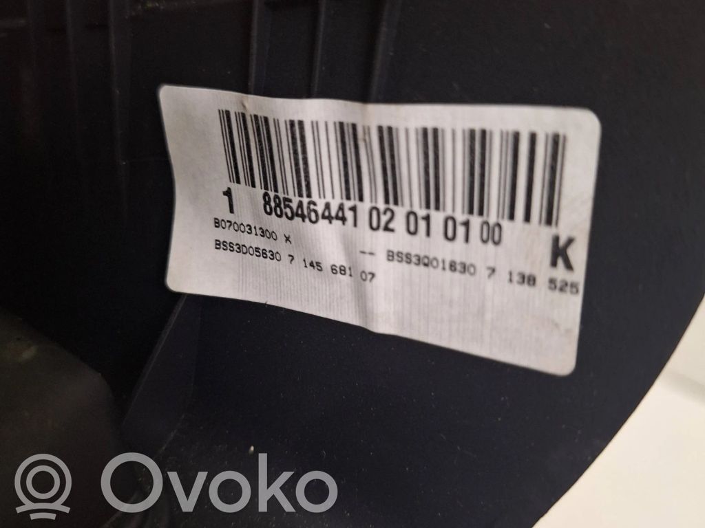 BMW 3 E90 E91 Oro grotelės gale 