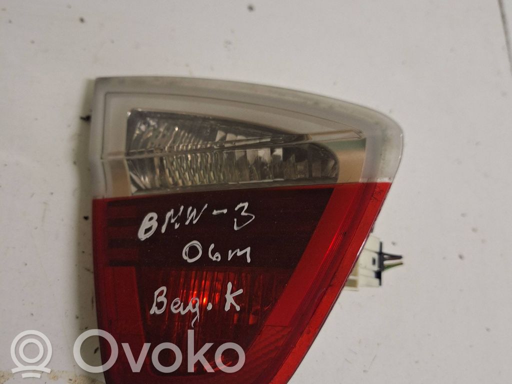 Tailgate rear/tail lights   6937459