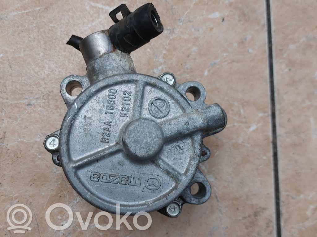 Mazda CX-7 Vacuum pump 