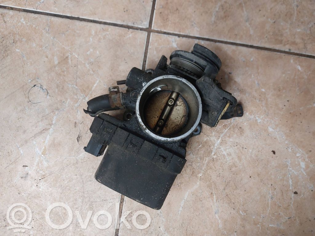 Throttle valve   00761600,9188186