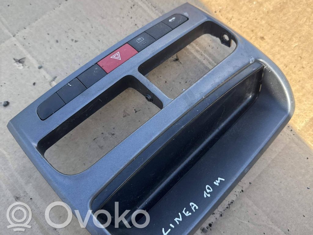 Fiat Linea Konsola środkowa / Radio / GPS 