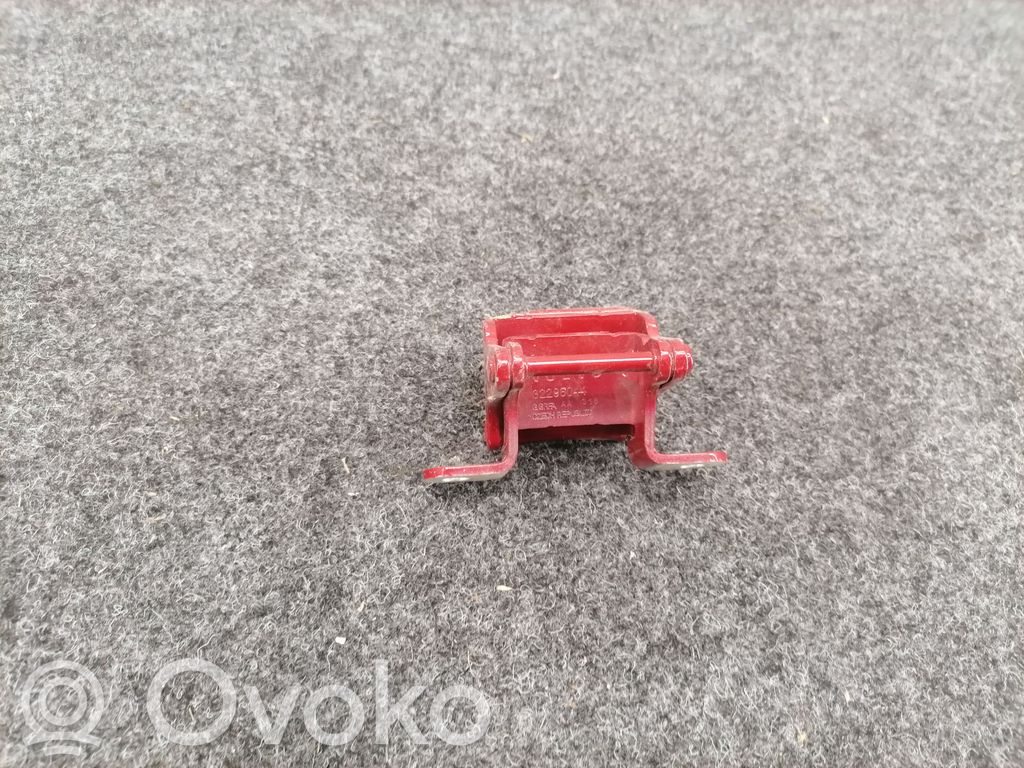 Volvo V60 Tailgate/trunk/boot hinge 