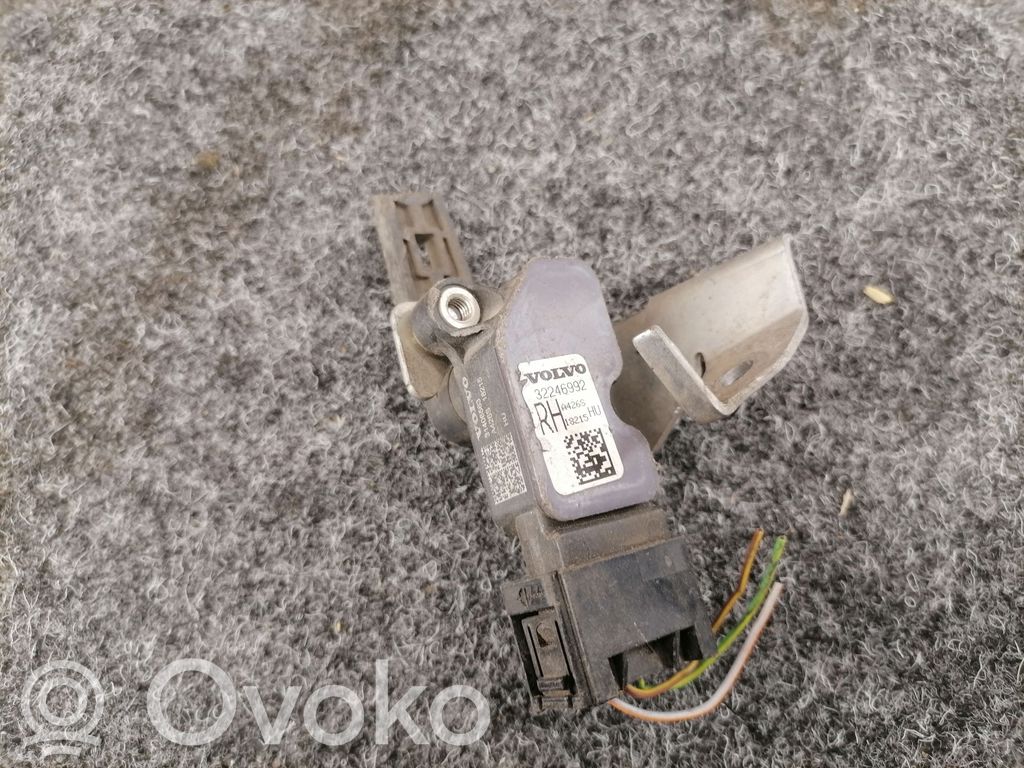 Volvo XC90 Headlight/headlamp level sensor 