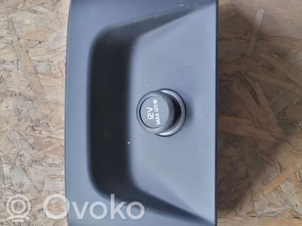 Volvo XC90 Cigarette lighter trim rear 