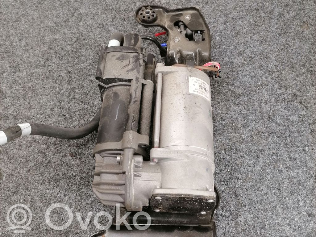 Kompresor zawieszenia tylnego pneumatycznego   6868998,37206868998