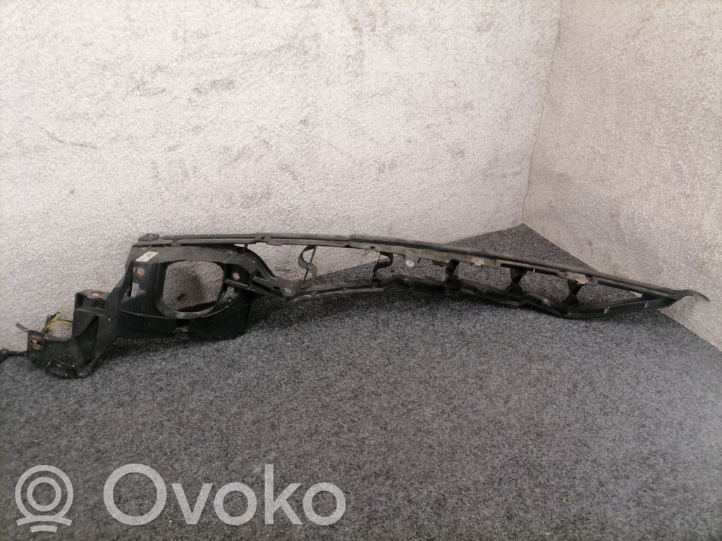 BMW X5 E70 Laikiklis sparno 