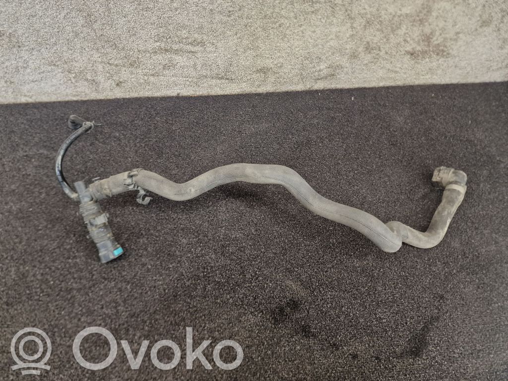 Land Rover Discovery 5 Przewód / Wąż chłodnicy 