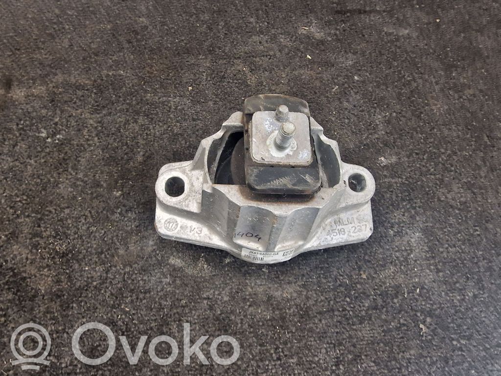 Land Rover Range Rover Velar Engine mount bracket 