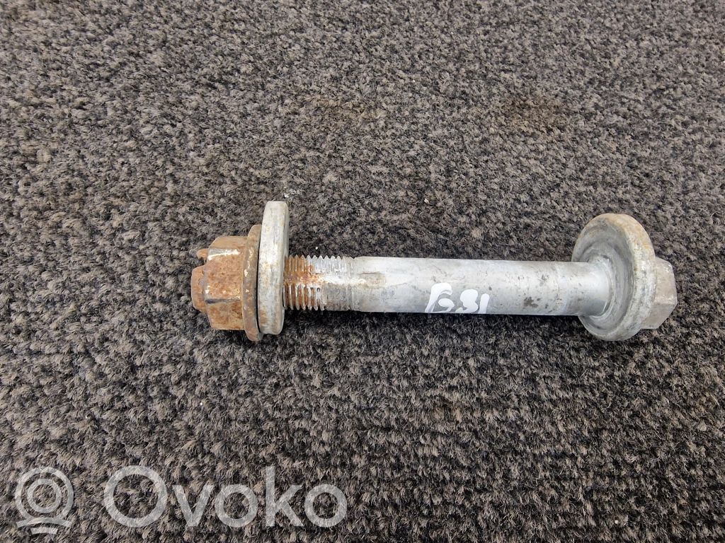 BMW 5 G30 G31 G38 Śruba zbieżności zawieszenia osi tylnej 