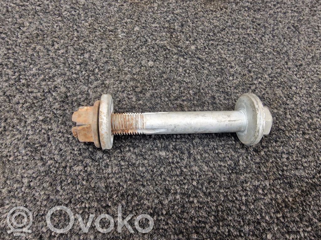 BMW 5 G30 G31 G38 Śruba zbieżności zawieszenia osi tylnej 