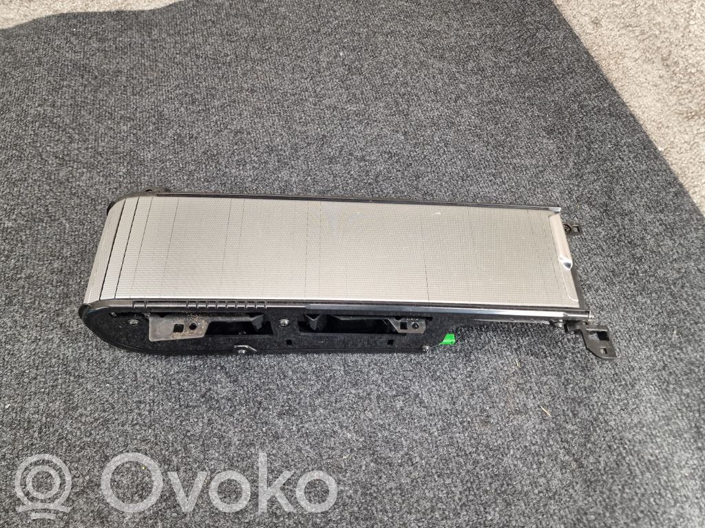 Volvo XC90 Mukiteline edessä 