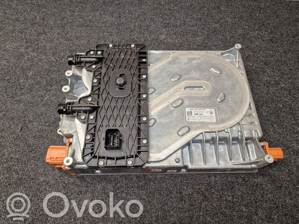 Inversor/convertidor de voltaje   1EA915684FE,1EA915684BM