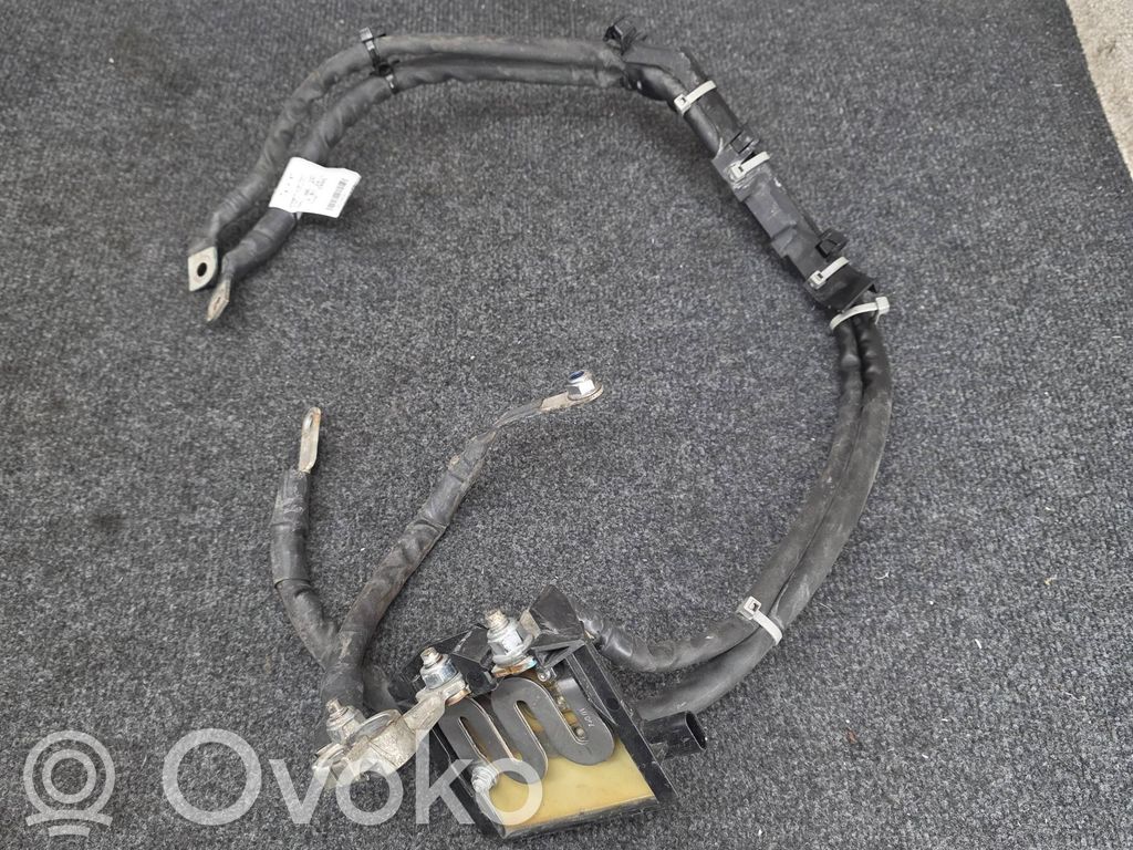 Mercedes-Benz C W205 Minus / Klema / Przewód akumulatora 