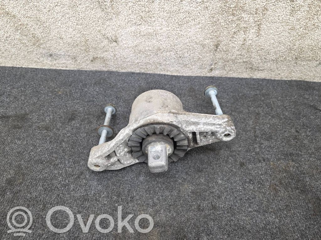 Maserati Levante Engine mount bracket 