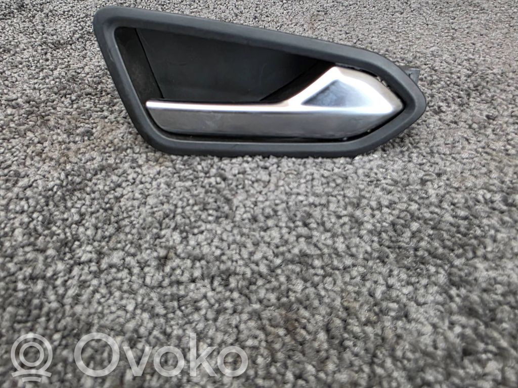 Renault Clio V Front door interior handle 
