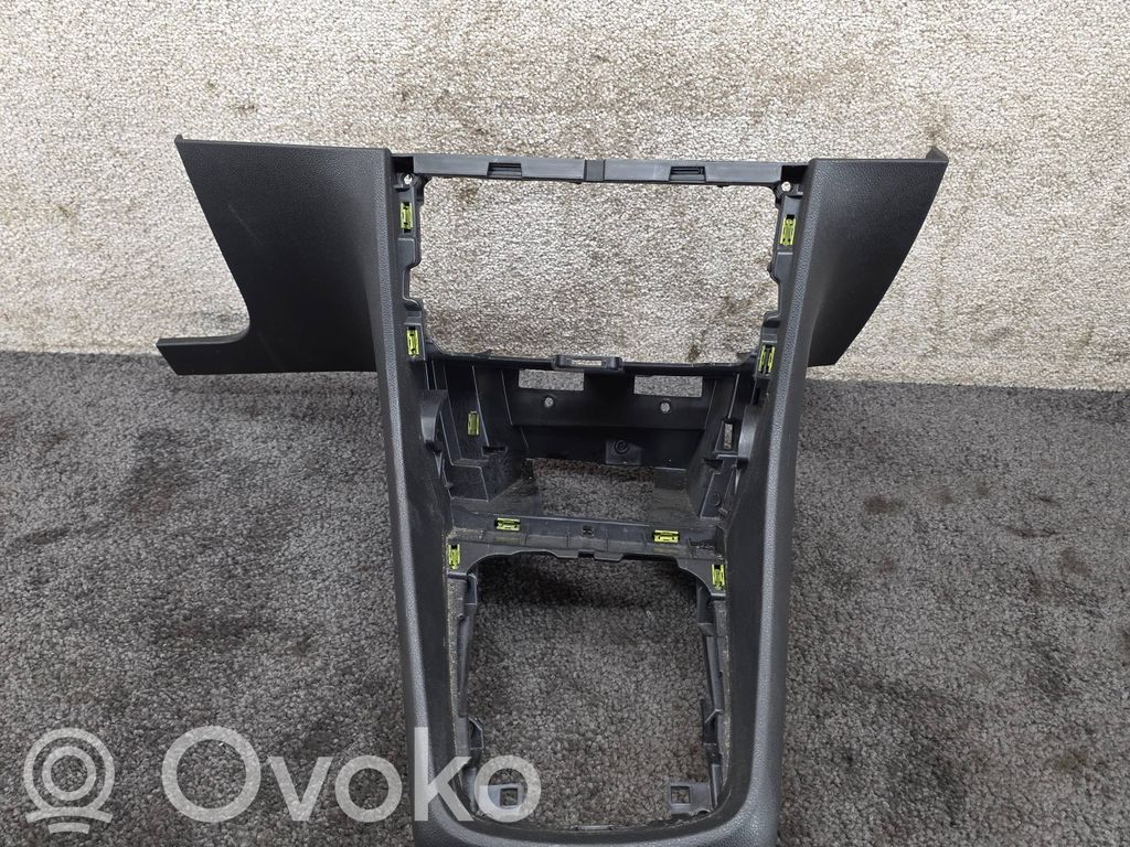 Seat Leon (5F) Mittelkonsole 