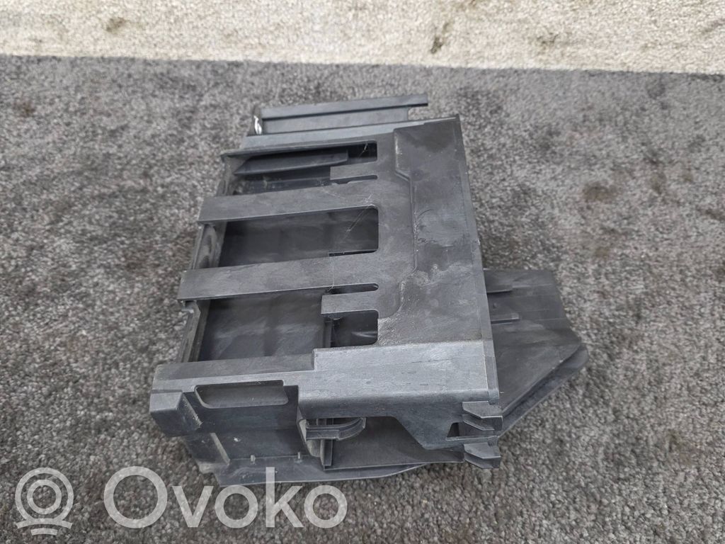 Mini One - Cooper F56 F55 Engine control unit holder 