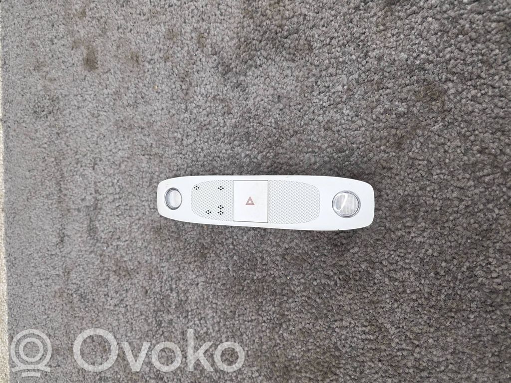 Tesla Model Y Światło fotela przedniego 