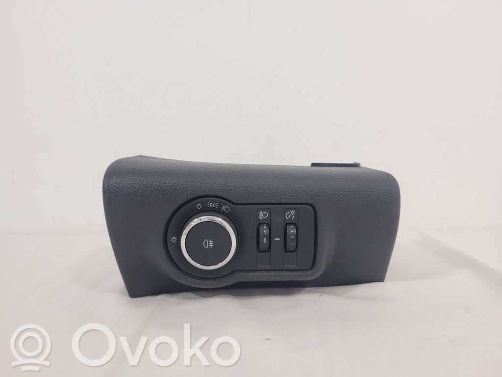 Opel Astra J Inny element deski rozdzielczej 