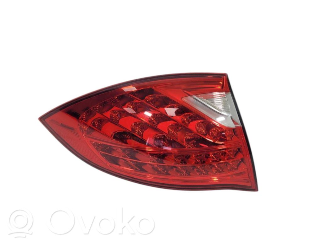 Porsche Cayenne (92A) Lampă spate în caroserie 