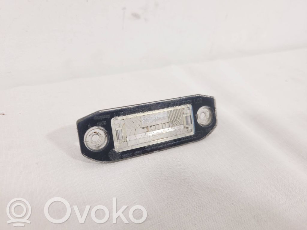 Volvo S60 Numerio apšvietimas 