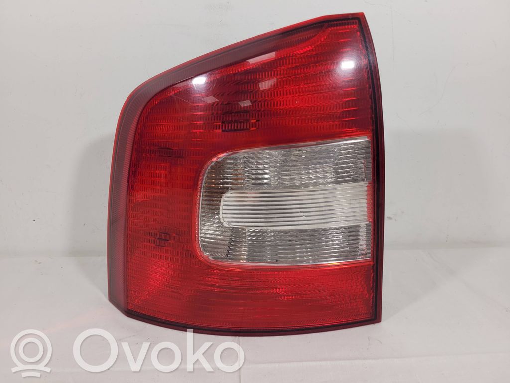 Lampa tylna   1Z9945095A