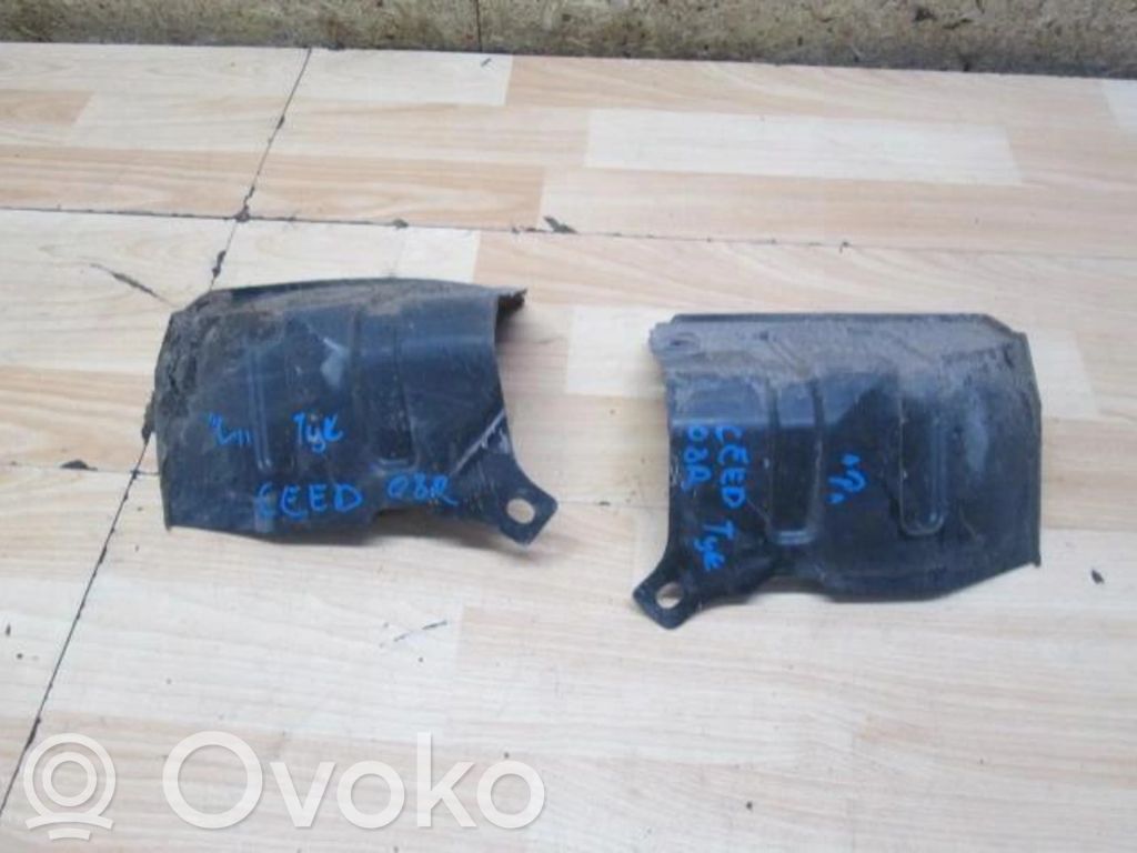 KIA Ceed Rivestimento della parte inferiore del paraurti posteriore 