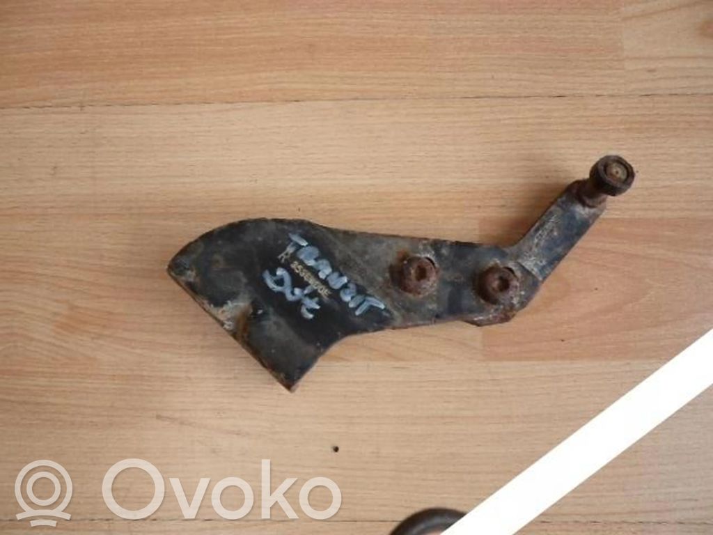 Ford Transit Liukuoven keskirulla 