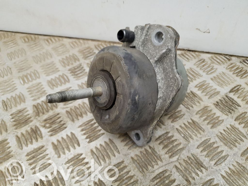 Ford Mustang VI Engine mount bracket 