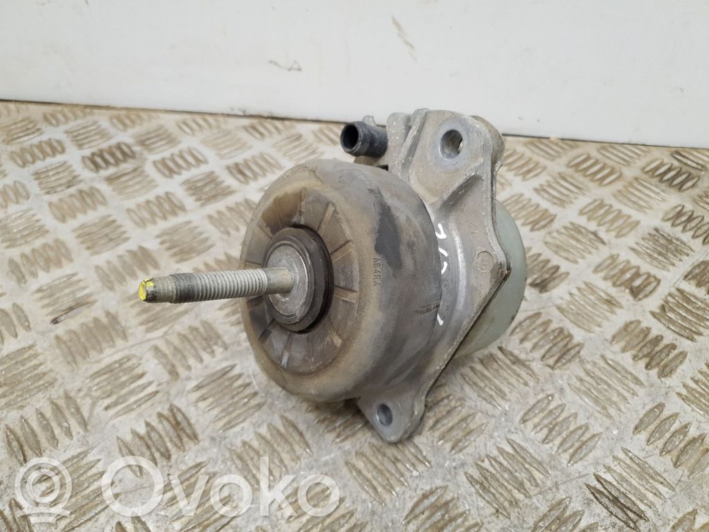 Ford Mustang VI Engine mount bracket 