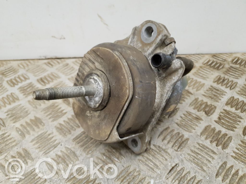 Ford Mustang VI Engine mount bracket 