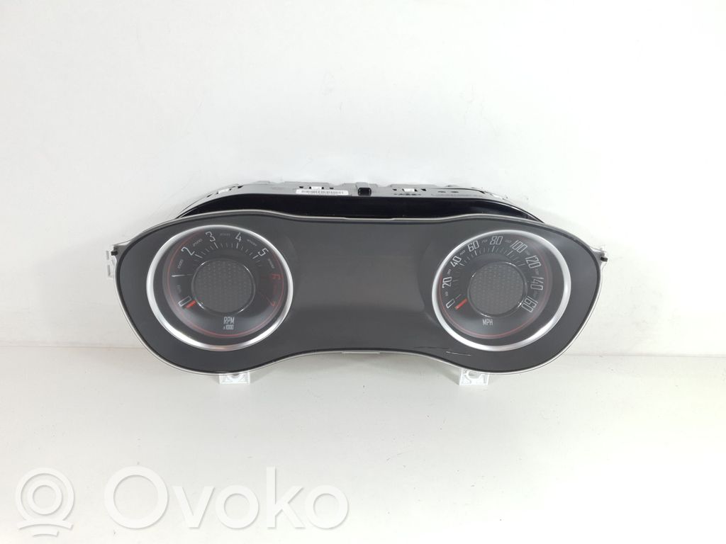 Dodge Challenger Spidometrs (instrumentu panelī) 