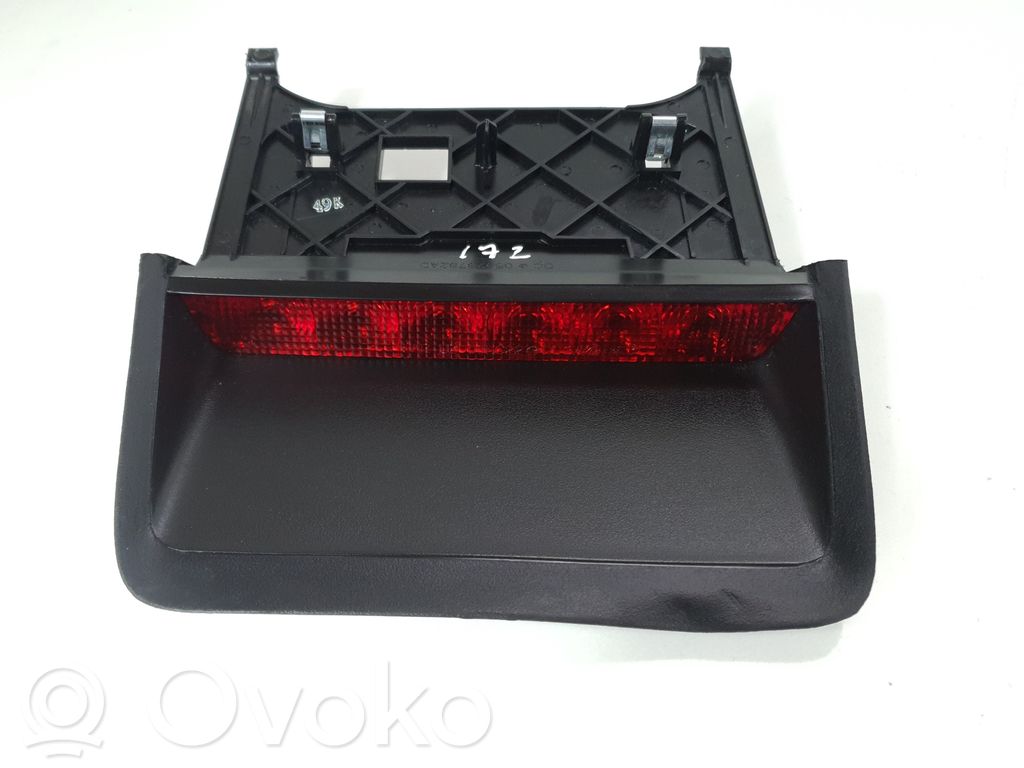 Dodge Challenger Third/center stoplight 