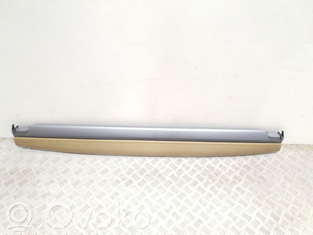 Tesla Model 3 Panelės apdaila 