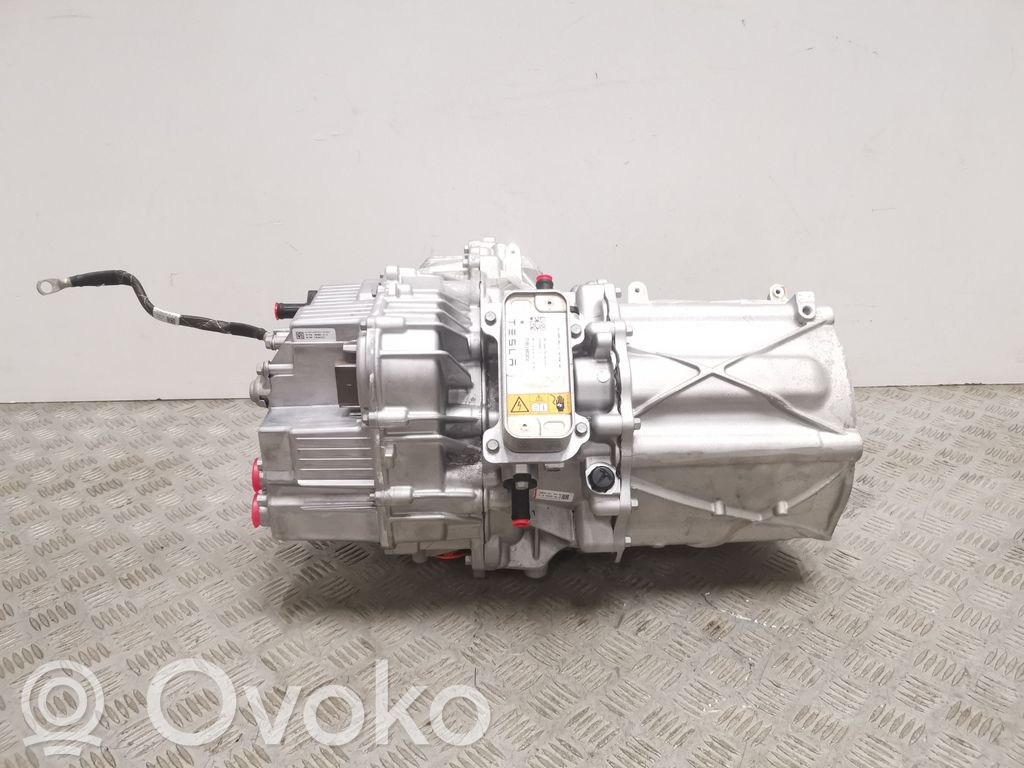 Tesla Model X Silnik elektryczny samochodu 