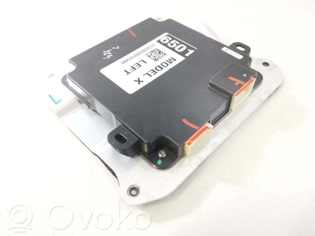 Tesla Model X Door control unit/module 