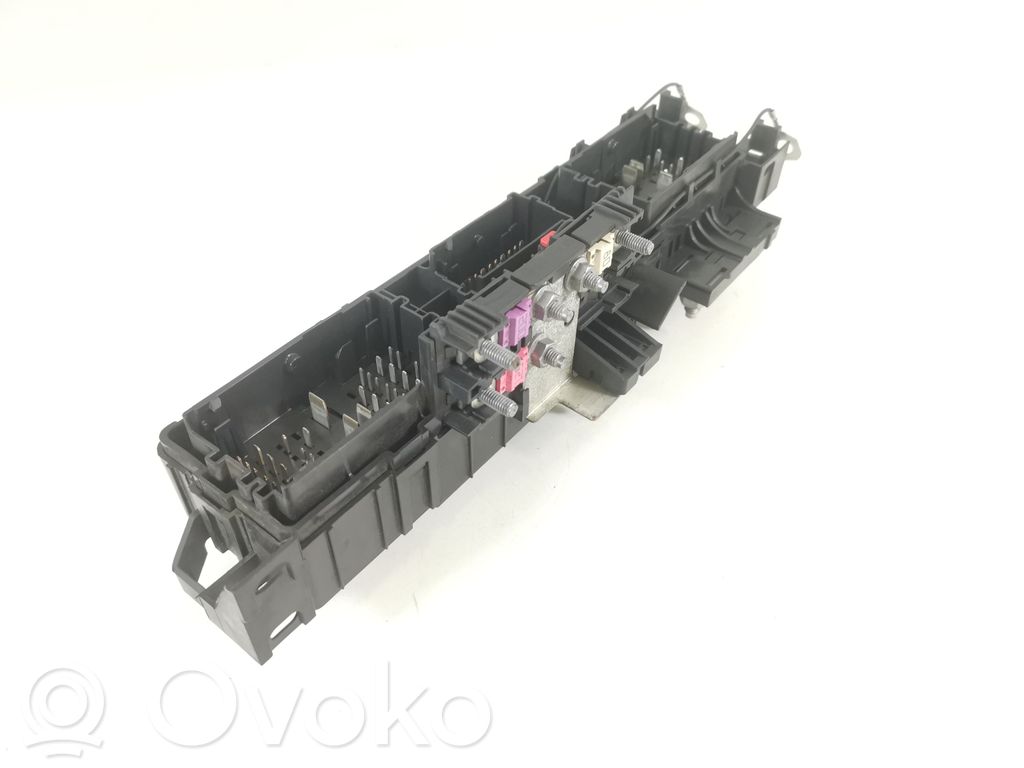 Tesla Model X Fuse module 