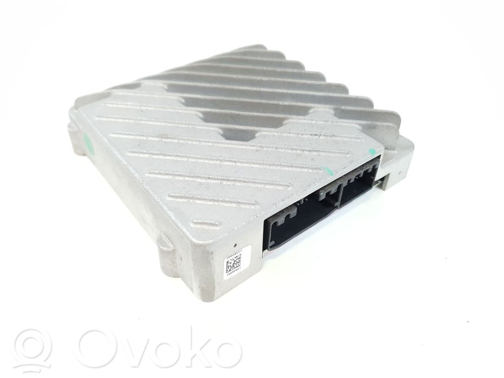 Wzmacniacz audio   68312240AE