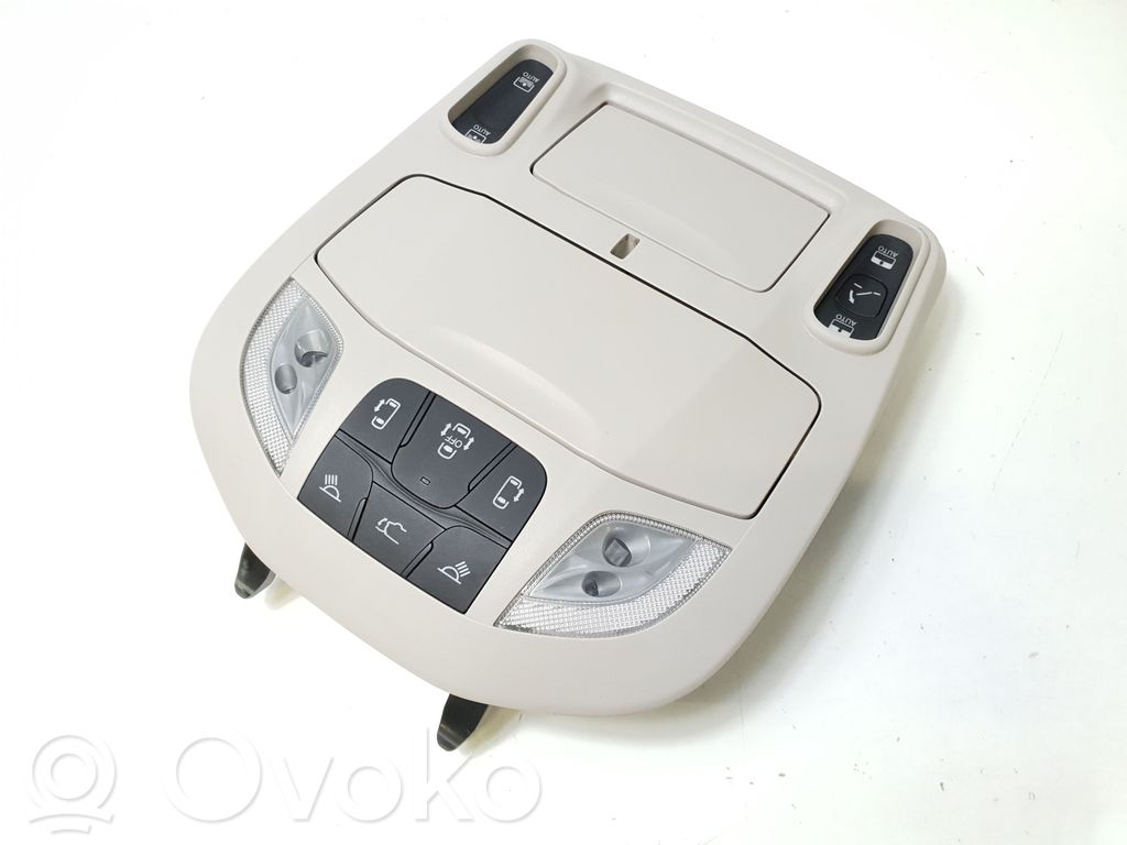 Chrysler Pacifica Front seat light 