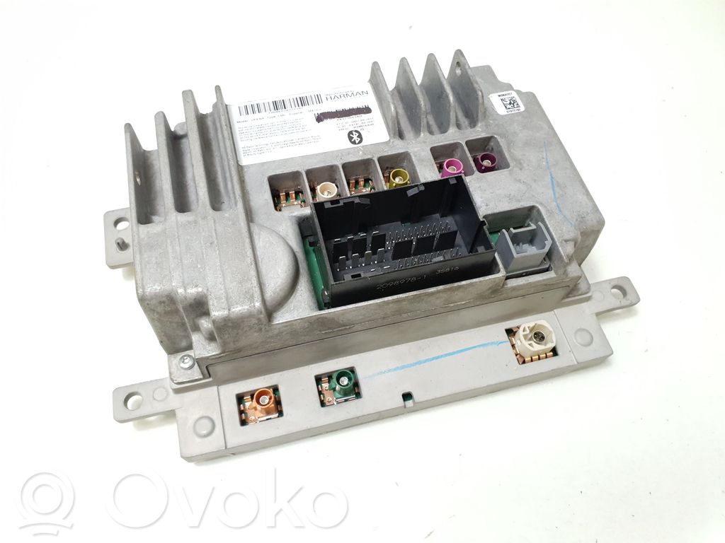 Chrysler Pacifica Panel / Radioodtwarzacz CD/DVD/GPS 