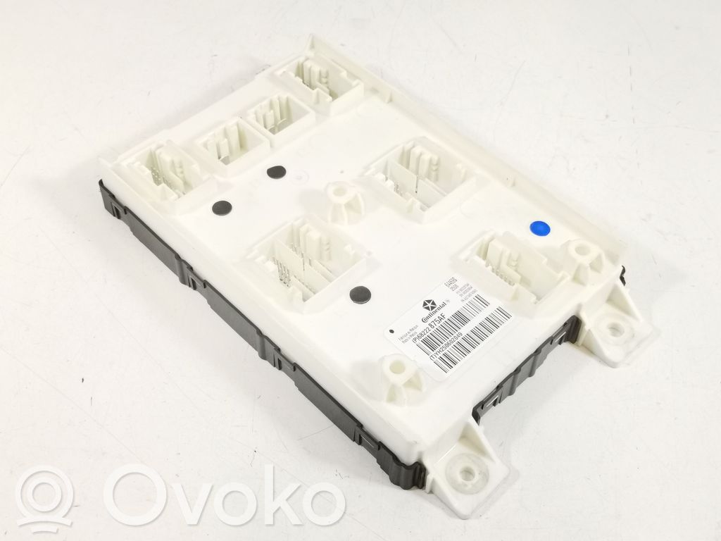 Chrysler Pacifica Comfort/convenience module 