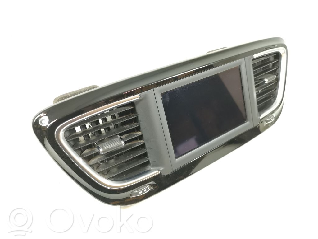 Chrysler Pacifica Screen/display/small screen 