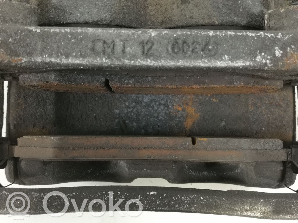 Dodge RAM Etujarrusatula 