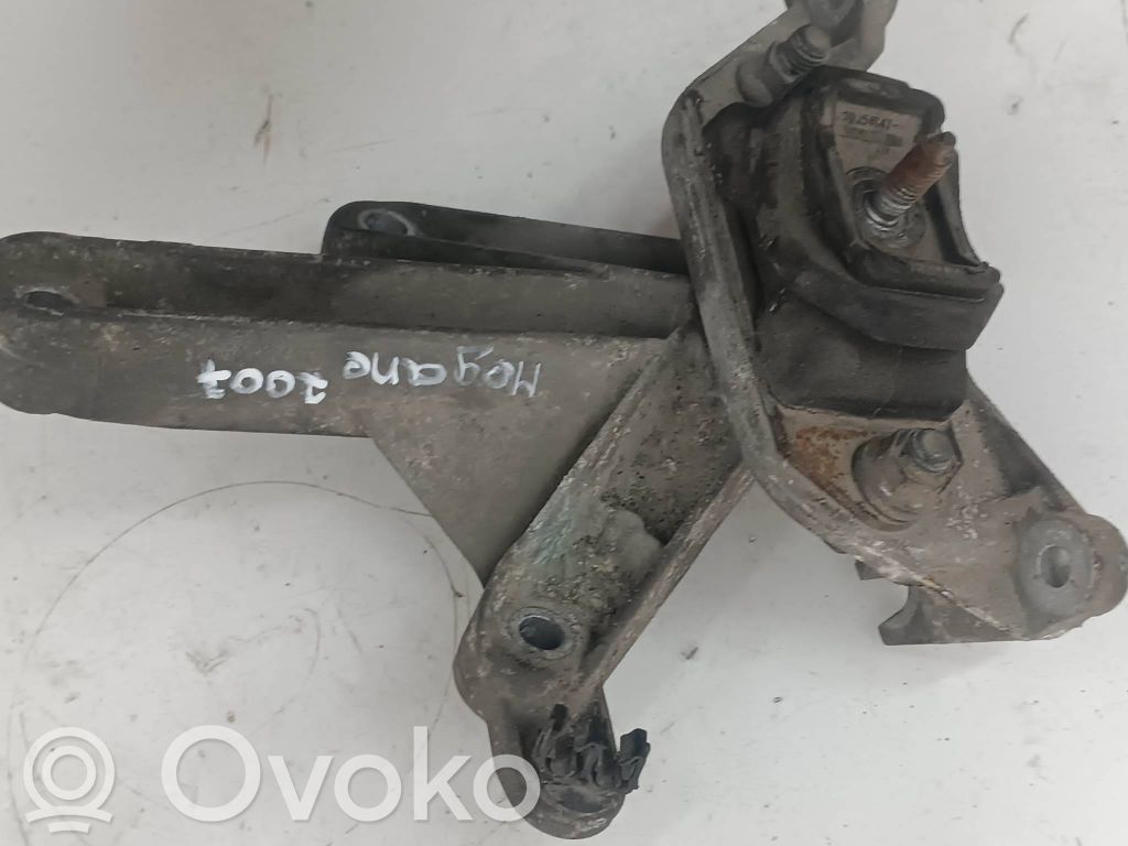 Renault Megane II Gearbox mounting bracket 