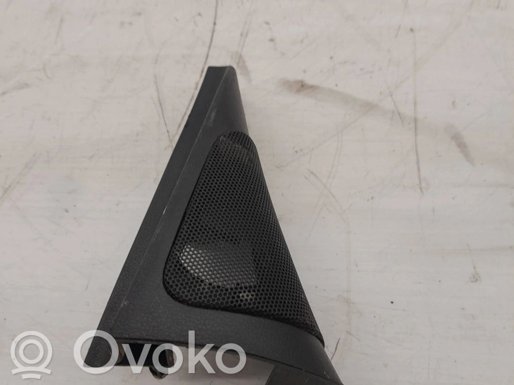 Toyota Corolla Verso E121 Maskownica głośnika bocznego deski rozdzielczej 