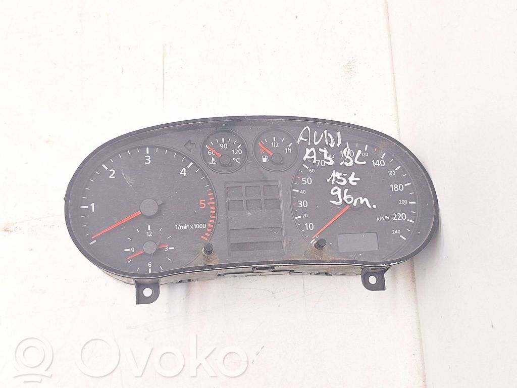 Audi A3 S3 8L Speedometer (instrument cluster) 