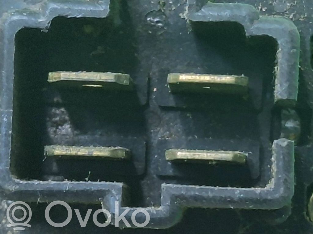 Mazda 626 Otros relés 